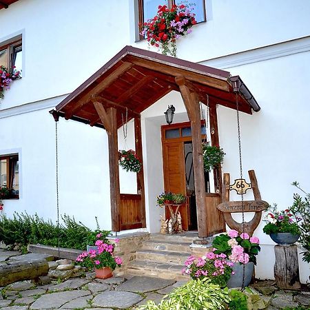Apartmany Tones Hanusovice Екстер'єр фото